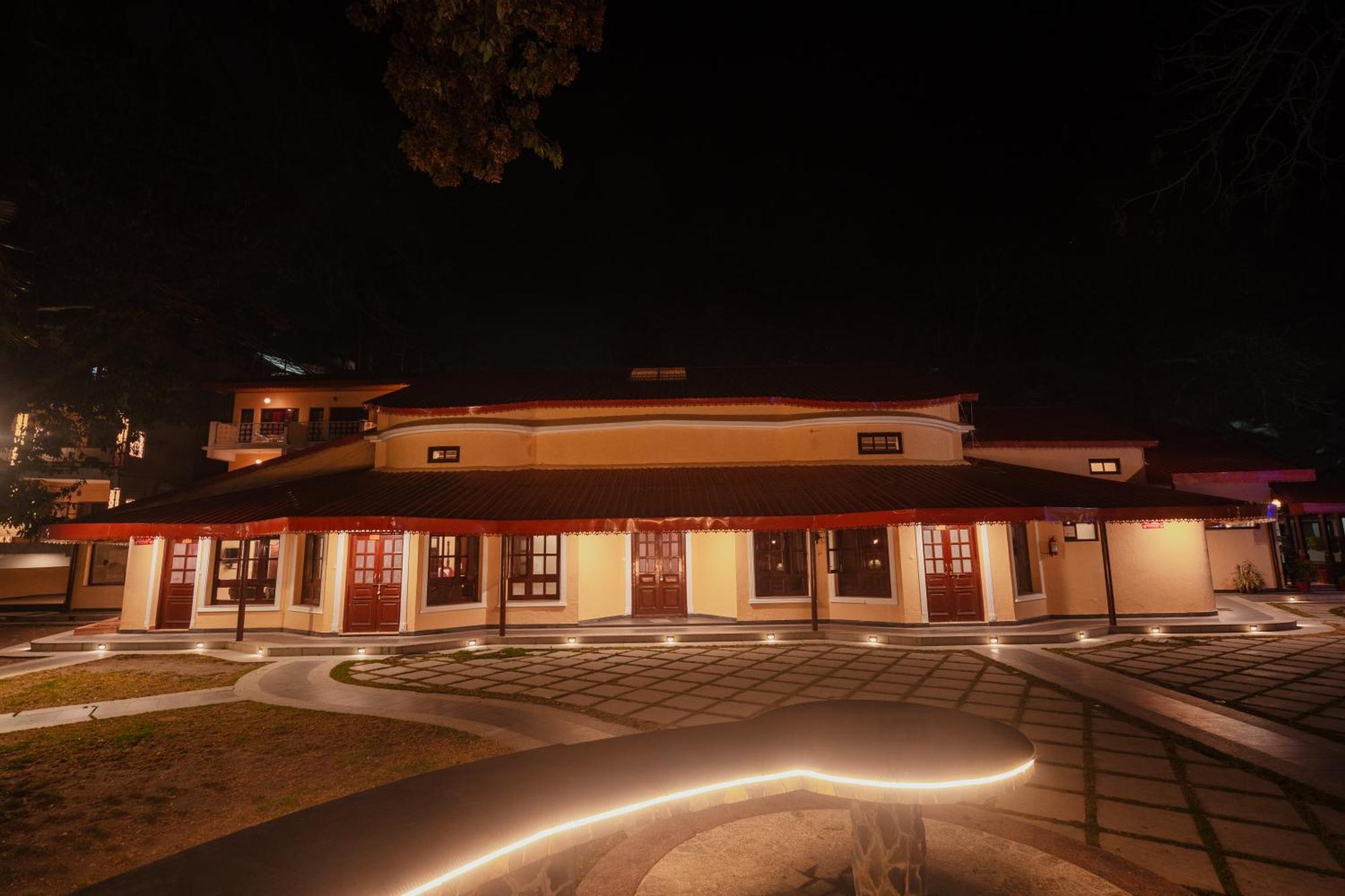 Hotel Bliss & Company By Hnh Mussoorie Exteriér fotografie