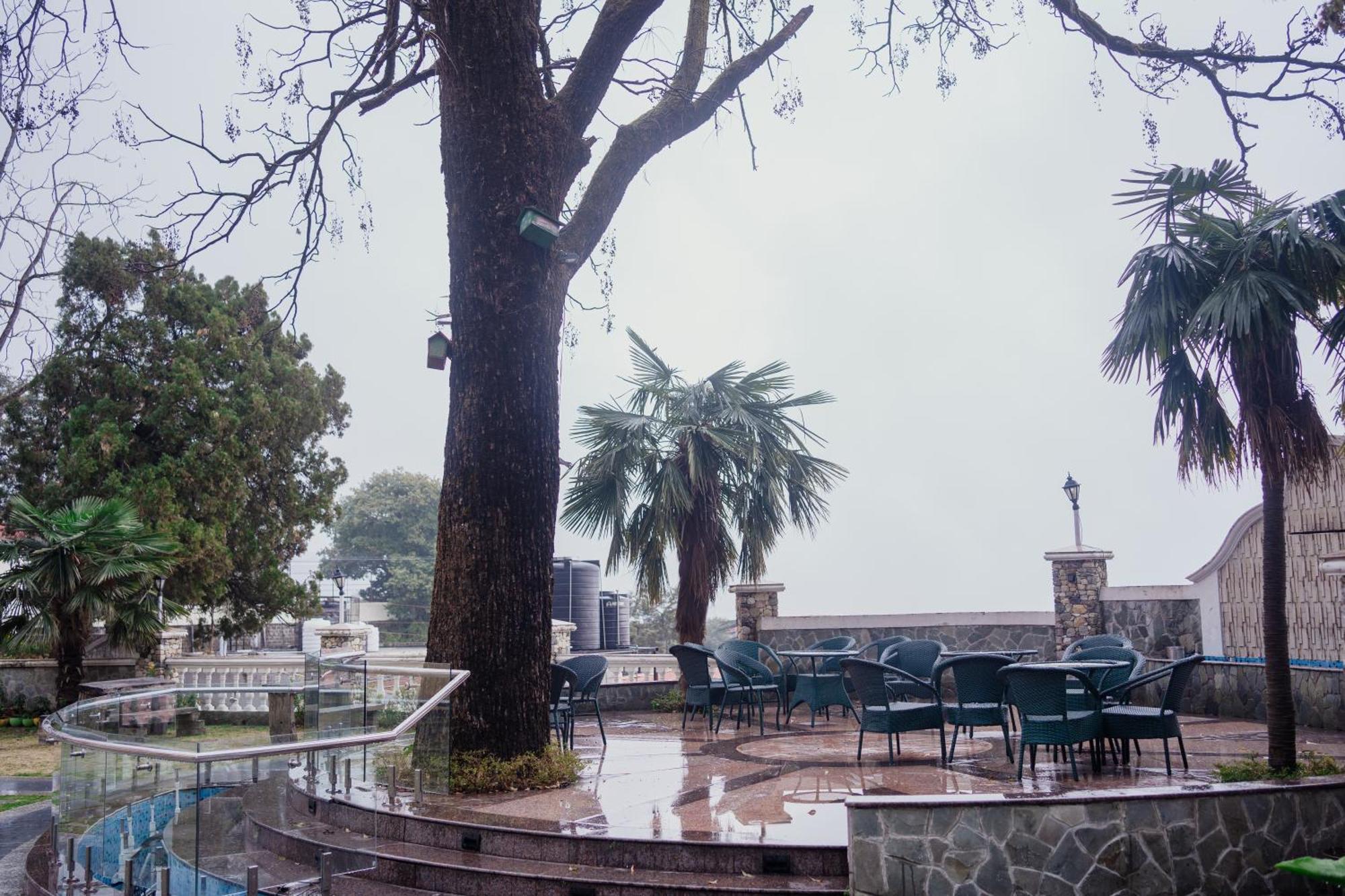 Hotel Bliss & Company By Hnh Mussoorie Exteriér fotografie